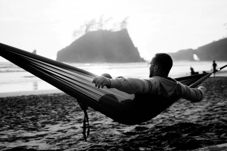 ROBBED WHILE ON HOLIDAY? AUTO-REPLY 101.