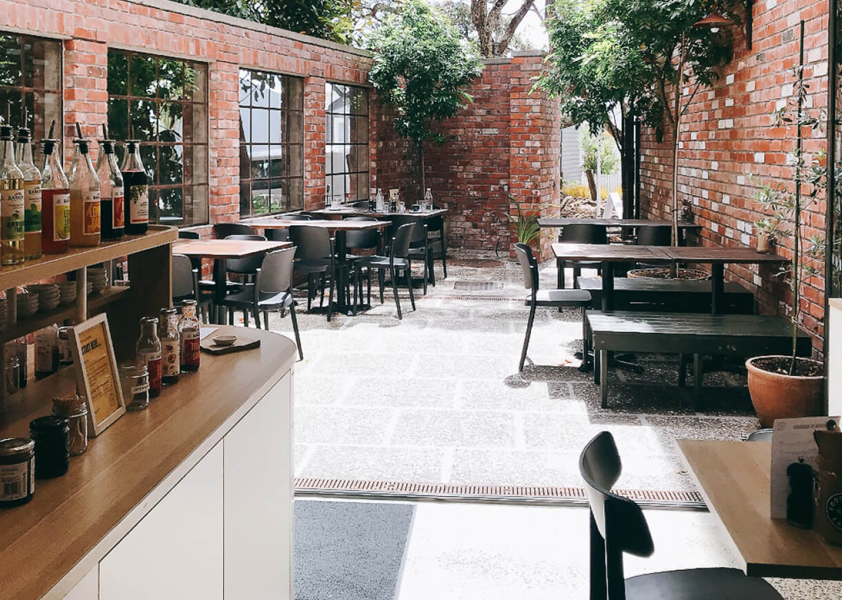 Barkers Foodstore Eatery6
