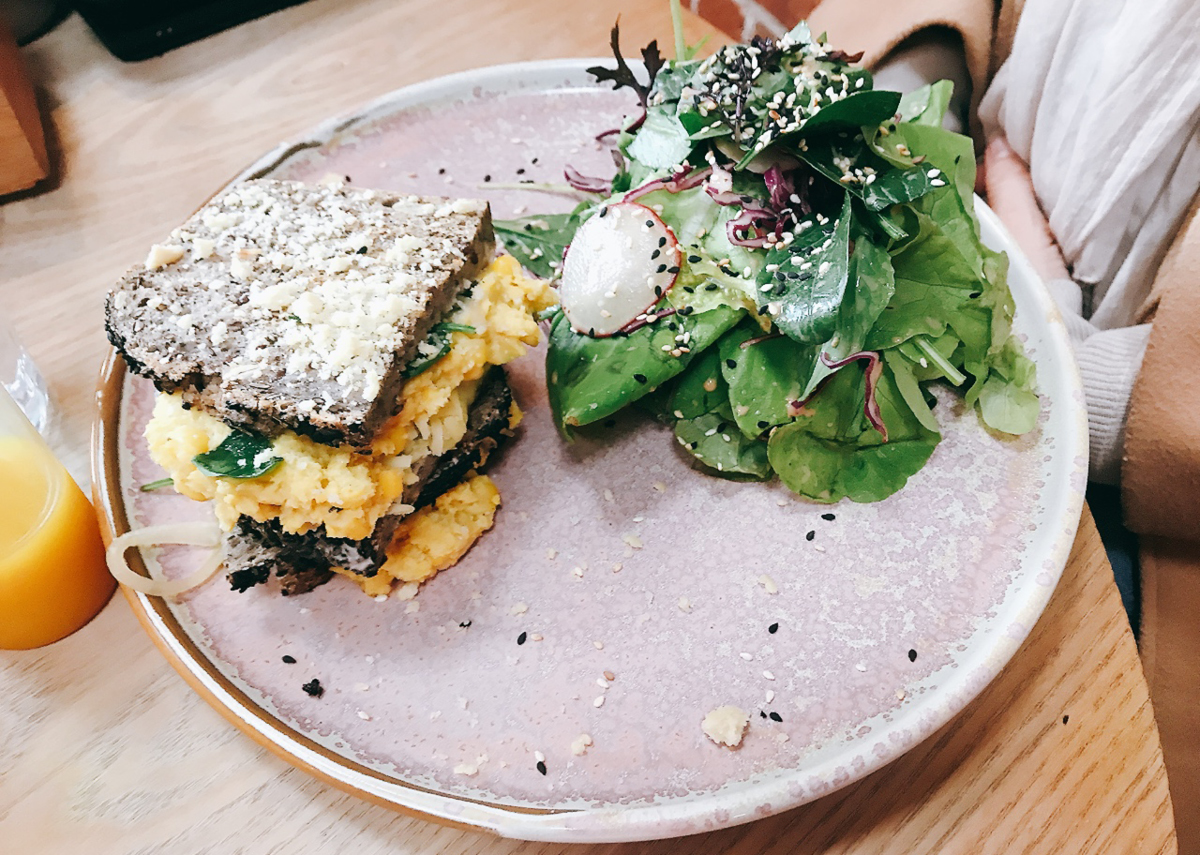 Husk Eats 1600x1140 V014