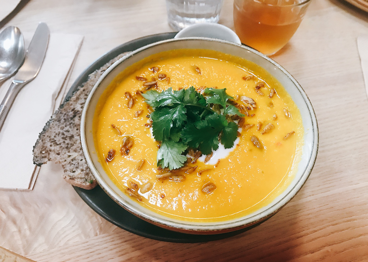 Husk Eats 1600x1140 V016